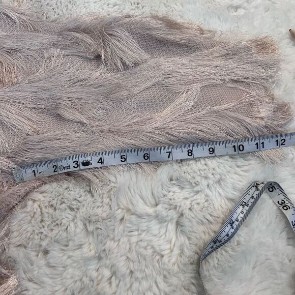 J.O.A Los Angeles Women's Eyelash Fringe Pullover Tunic Top Cream Size Small - Picture 5 of 11